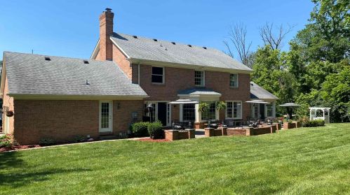 1070 Tudor Ln, Florence KY  41042-9647 exterior