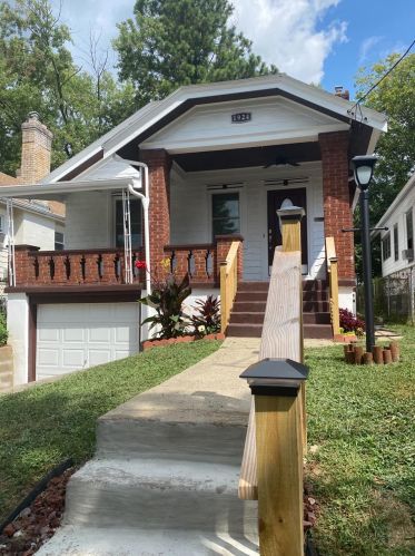 1924 Dalewood Pl, Cincinnati, OH 45237-6020