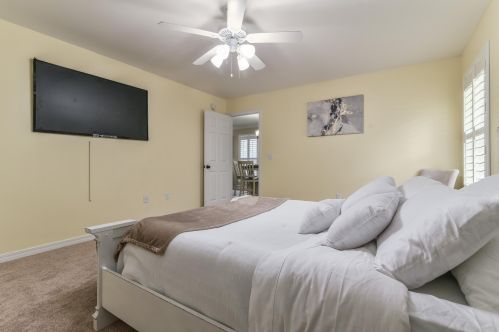 73 10th St, Shalimar FL  32579-1553 exterior