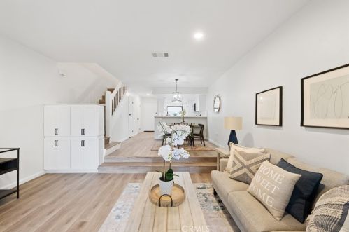 316 Maui Dr, Placentia CA  92870-6031 exterior