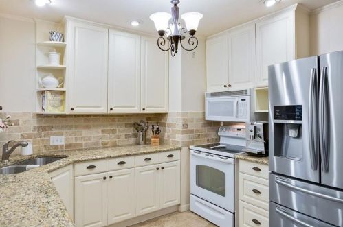 3957 Gaspar Dr, Dallas TX  75220-3612 exterior