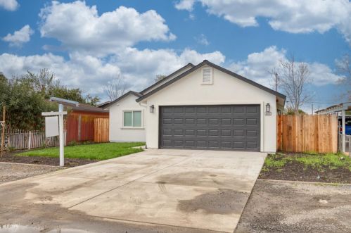 1637 Seattle St, Modesto CA  95358-5631 exterior