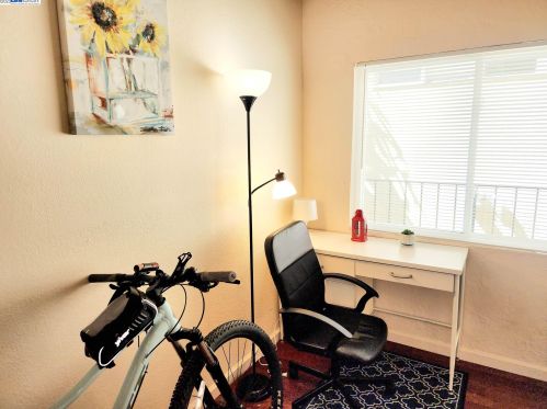 2352 Hilgard Ave, Berkeley CA  94709-1312 exterior