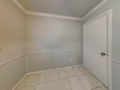 1033 Livingston Dr, Hurst TX  76053-4103 exterior