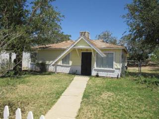 14461 Cobalt Rd, Victorville CA  92392-9567 exterior