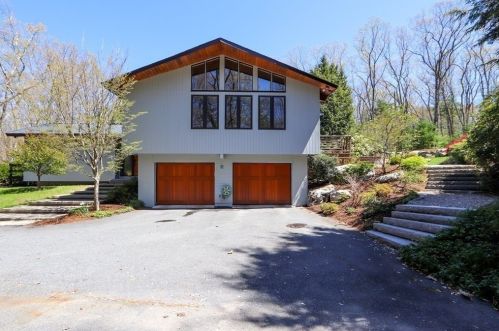 159 Washington St, Sherborn, MA 01770-1060