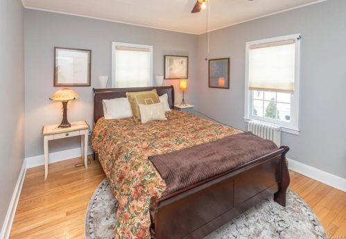 23 Darrow Pl, Poughkeepsie NY  12603-1504 exterior