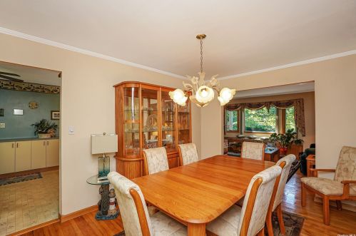 58 Liso Dr, Mount Sinai NY  11766-1917 exterior