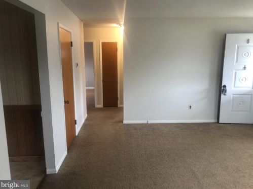 5 Highland Cir, Downingtown, PA 19335-2437
