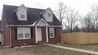 750 Shelton Cir, Clarksville, TN 37042-7108