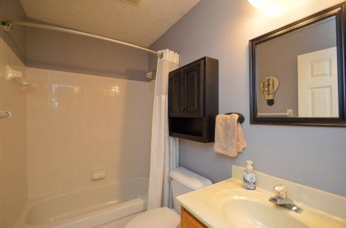 1275 Mcguffey Ln, Stonelick OH  45103-1148 exterior