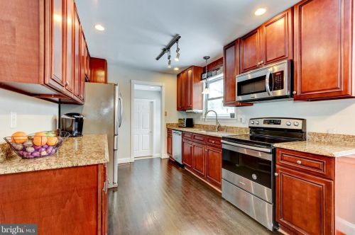 3 Fieldston Rd, Princeton NJ 08540-6429 exterior