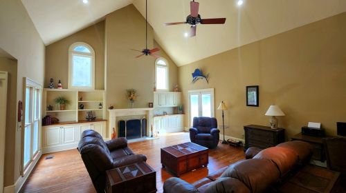 164 Bayshore Dr, Saint George Island FL  32328-3370 exterior