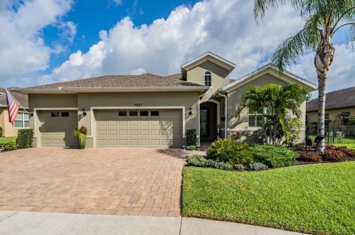 19127 Falcon Crest Blvd, Land O Lakes FL  34638-6156 exterior