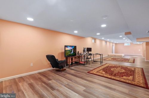 25 Cedarview Ct, Fredericksburg VA  22406-7286 exterior