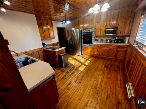 5105 Arrowhead Rd, Duluth MN  55811-1346 exterior