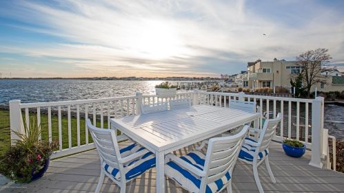 1738 Bay Isle Dr, Point Pleasant Beach, NJ 08742-5210