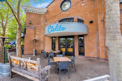 118 Lawnview Cir, Danville CA  94526-5107 exterior