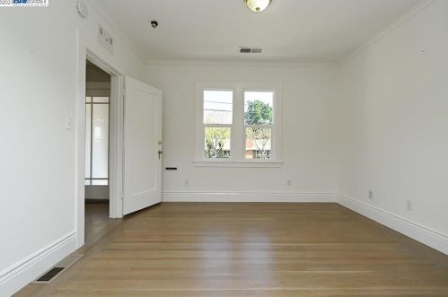 236 Ray St, Pleasanton CA  94566-6620 exterior