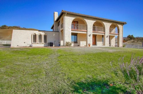 6960 Vista Del Sol, Gilroy CA  95020-9544 exterior