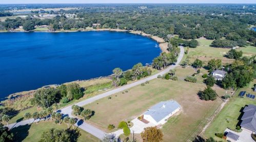 40744 Fletcher Rd, Umatilla FL  32784-8856 exterior