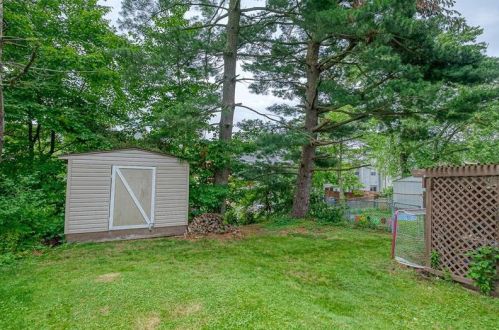 3140 Camberly Dr, Gibsonia PA  15044-8433 exterior