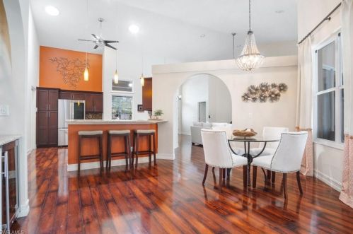 7566 Citrus Hill Ln, Naples FL  34109-0600 exterior