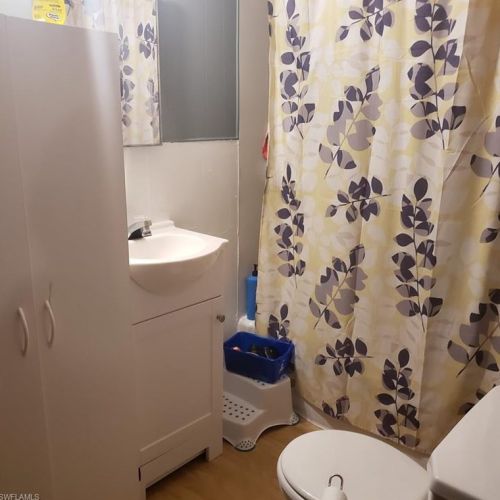 229 Avenue H, Moore Haven, FL 33471-2403