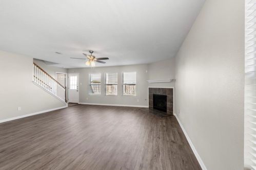 9829 Hyacinth Way, Conroe TX  77385-8110 exterior