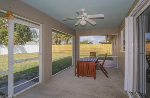 617 27th St, Cape Coral, FL 33904-2816