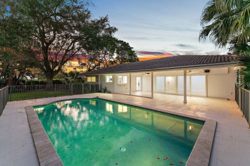 10310 Seagrape Way, West Palm Beach, FL 33418-4532