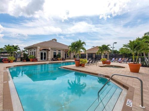 23701 Copperleaf Blvd, Bonita Springs FL 34135-8164 exterior