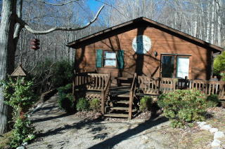 120 Beverly Ln, Burnsville, NC 28714-6623