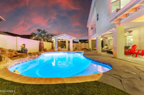 5717 Soft Wind Dr, Glendale AZ  85310-3643 exterior