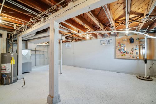 2322 59th St, Milwaukee WI  53219-2114 exterior