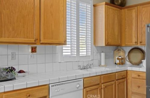 10017 Timeless Rose Ct, Bakersfield CA  93311-3730 exterior