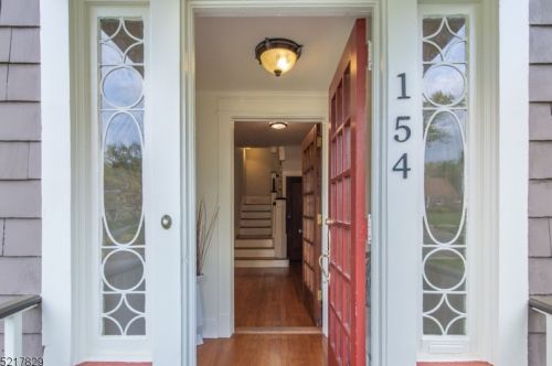 154 Linden Ave, Glen Ridge, NJ 07028-2130