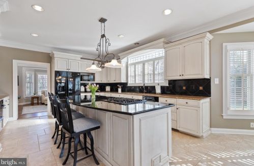 12103 Old Pine Way, Herndon, VA 20171-1630