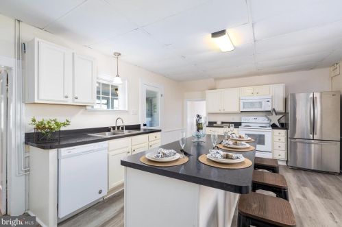 127 Church St, Woodstock, VA 22664-1718