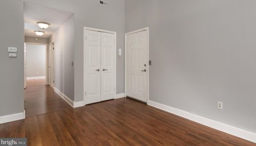 817 Roundtree Pl, Lawrence Township NJ  08648-2538 exterior