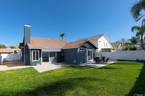 39826 General Kearny Rd, Temecula, CA 92591-7320