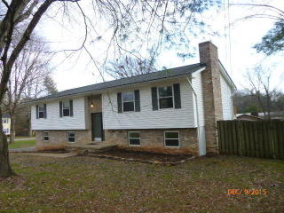 740 Schenley Rd, Knoxville, TN 37923-2463