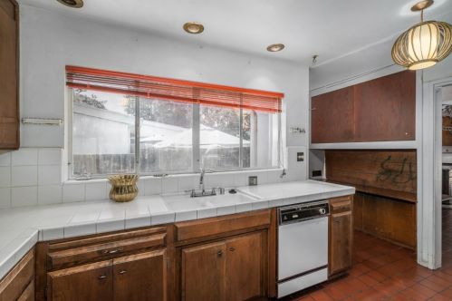 1311 Meadowlark Ave, San Jose CA  95128-1108 exterior
