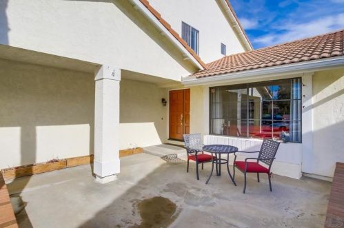 11065 Rockside Ct, San Diego, CA 92126-1066