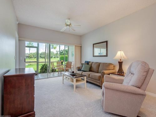 555 Augusta Blvd, Naples, FL 34113-7584
