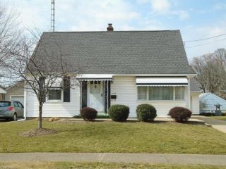 1243 Rockwood Ave, Canton, OH 44710-1423