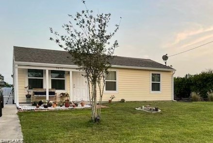 3613 10th St, Lehigh Acres, FL 33976-2823