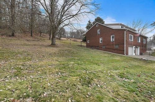 3072 Woodland Rd, Ambridge, PA 15003-1348