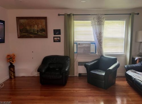 202 Parker Ave, Maplewood, NJ 07040-1612