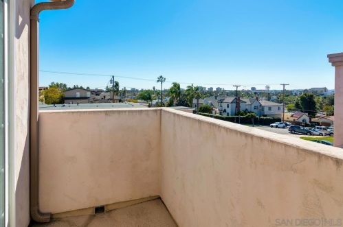 4313 Cleveland Ave, San Diego CA 92103-2371 exterior